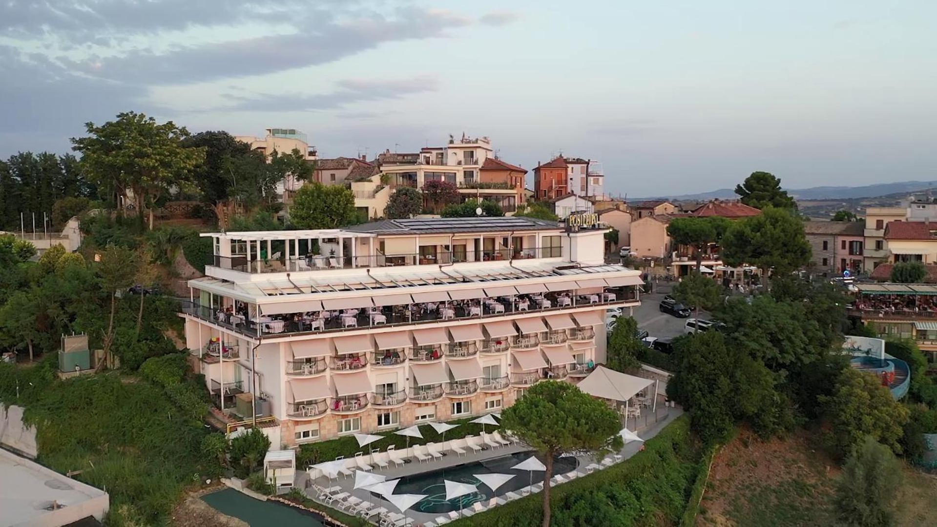 Hotel Posillipo Gabicce Mare Esterno foto